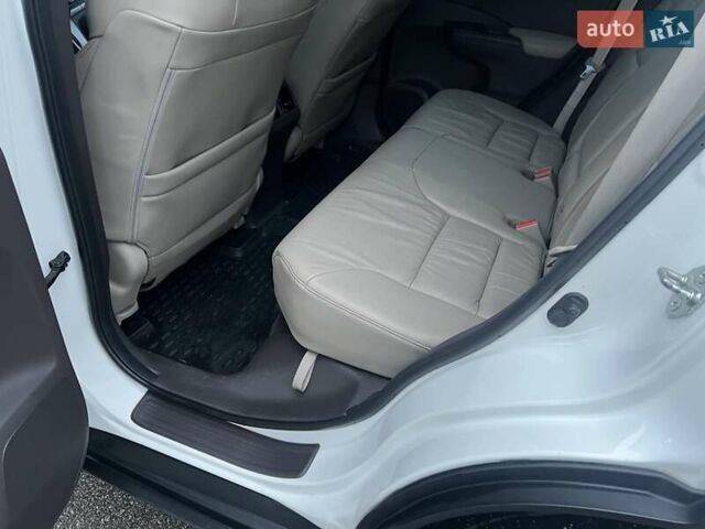 Белый Хонда СРВ, объемом двигателя 2.35 л и пробегом 113 тыс. км за 17200 $, фото 39 на Automoto.ua