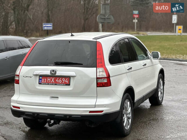 Белый Хонда СРВ, объемом двигателя 2.2 л и пробегом 227 тыс. км за 13800 $, фото 3 на Automoto.ua