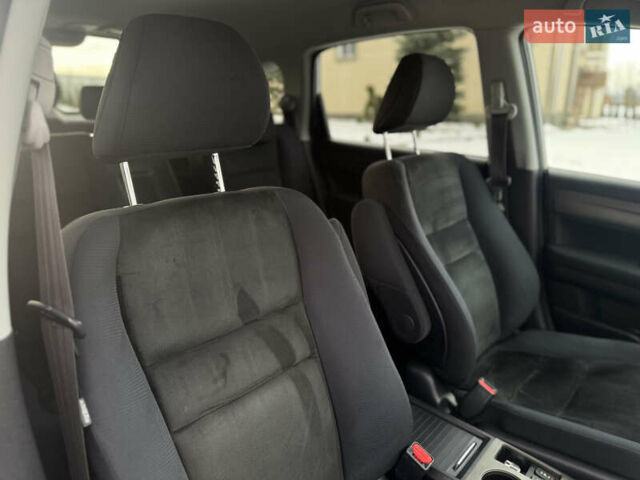 Белый Хонда СРВ, объемом двигателя 2.2 л и пробегом 177 тыс. км за 15500 $, фото 65 на Automoto.ua