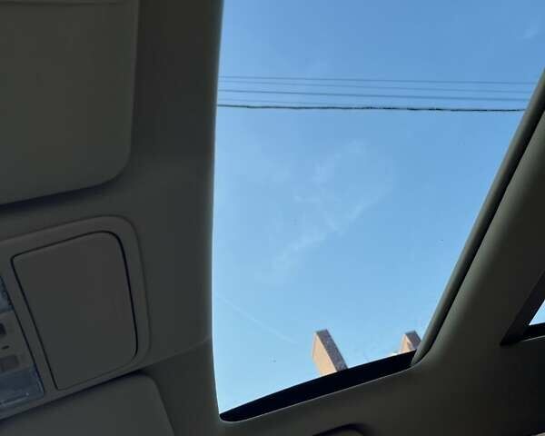 Белый Хонда СРВ, объемом двигателя 2.2 л и пробегом 222 тыс. км за 18600 $, фото 2 на Automoto.ua