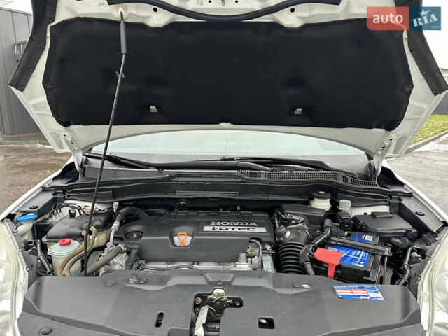 Белый Хонда СРВ, объемом двигателя 2.2 л и пробегом 227 тыс. км за 13800 $, фото 38 на Automoto.ua