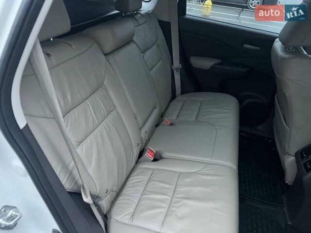 Белый Хонда СРВ, объемом двигателя 2.35 л и пробегом 113 тыс. км за 17200 $, фото 29 на Automoto.ua