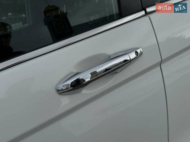 Белый Хонда СРВ, объемом двигателя 2.2 л и пробегом 177 тыс. км за 15500 $, фото 33 на Automoto.ua