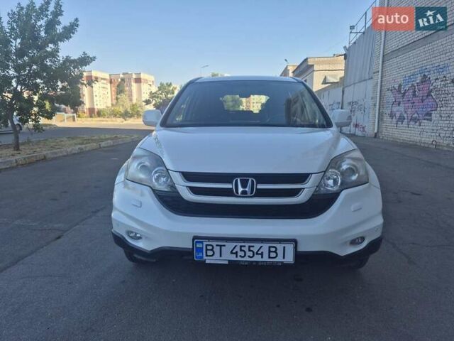 Белый Хонда СРВ, объемом двигателя 2 л и пробегом 174 тыс. км за 13700 $, фото 6 на Automoto.ua