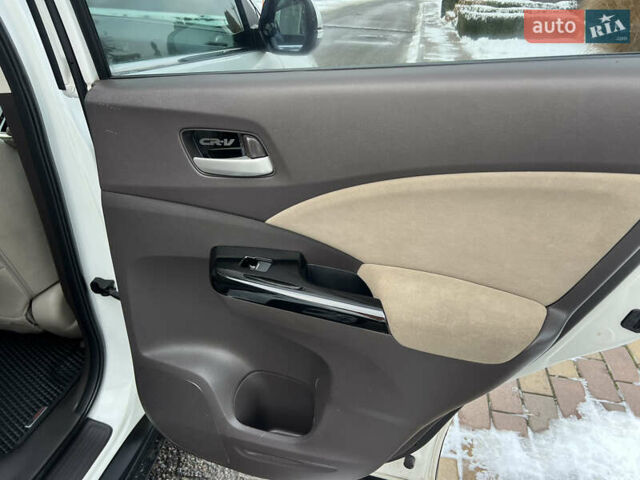 Белый Хонда СРВ, объемом двигателя 2.35 л и пробегом 145 тыс. км за 14500 $, фото 21 на Automoto.ua