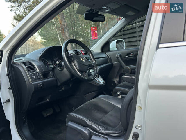 Белый Хонда СРВ, объемом двигателя 2 л и пробегом 280 тыс. км за 11999 $, фото 27 на Automoto.ua