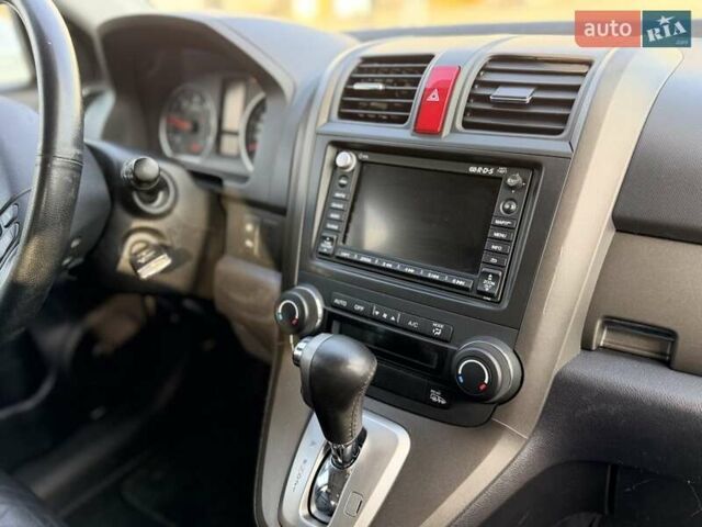 Белый Хонда СРВ, объемом двигателя 2.2 л и пробегом 195 тыс. км за 15800 $, фото 31 на Automoto.ua