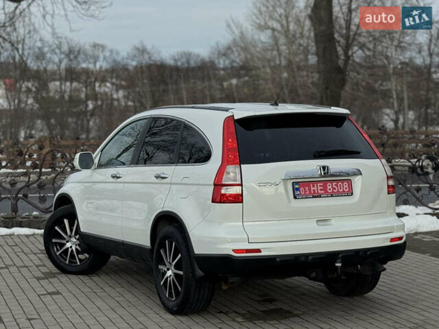Белый Хонда СРВ, объемом двигателя 2.2 л и пробегом 177 тыс. км за 15500 $, фото 14 на Automoto.ua