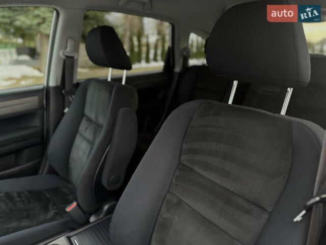 Белый Хонда СРВ, объемом двигателя 2.2 л и пробегом 177 тыс. км за 15500 $, фото 37 на Automoto.ua