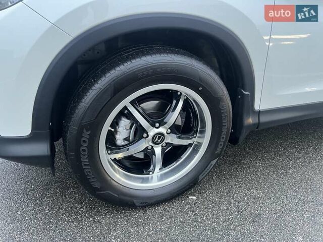 Белый Хонда СРВ, объемом двигателя 2.35 л и пробегом 113 тыс. км за 17200 $, фото 16 на Automoto.ua