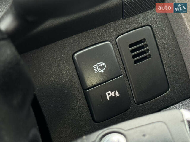 Белый Хонда СРВ, объемом двигателя 2.2 л и пробегом 177 тыс. км за 15500 $, фото 45 на Automoto.ua