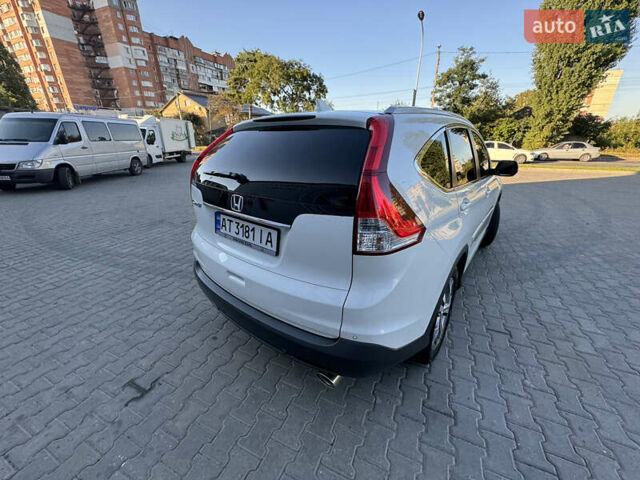 Белый Хонда СРВ, объемом двигателя 2.2 л и пробегом 236 тыс. км за 15000 $, фото 8 на Automoto.ua