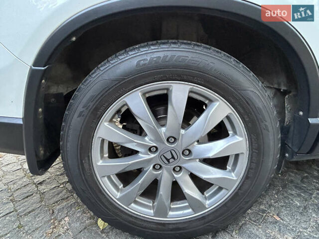 Белый Хонда СРВ, объемом двигателя 2 л и пробегом 280 тыс. км за 11999 $, фото 25 на Automoto.ua