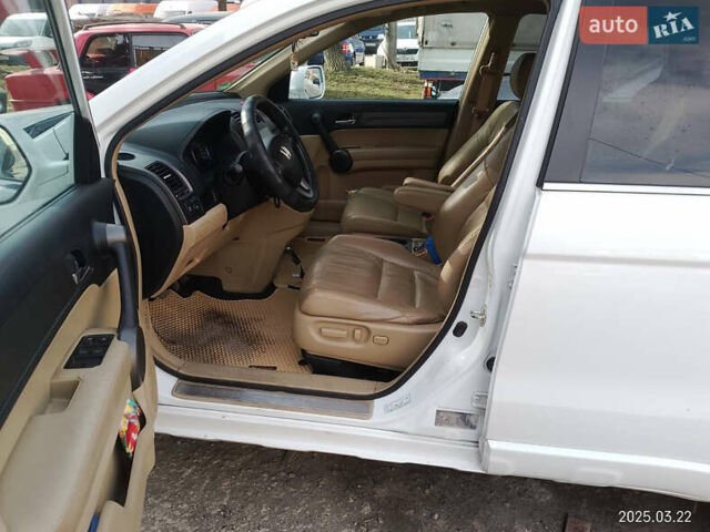 Белый Хонда СРВ, объемом двигателя 2.2 л и пробегом 228 тыс. км за 13300 $, фото 21 на Automoto.ua