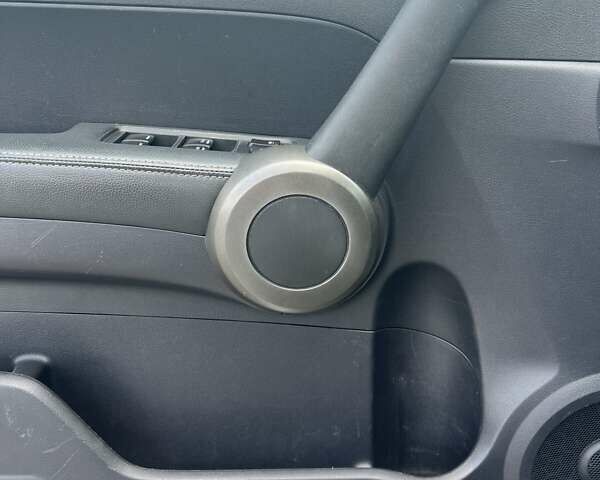 Белый Хонда СРВ, объемом двигателя 2 л и пробегом 171 тыс. км за 15000 $, фото 7 на Automoto.ua