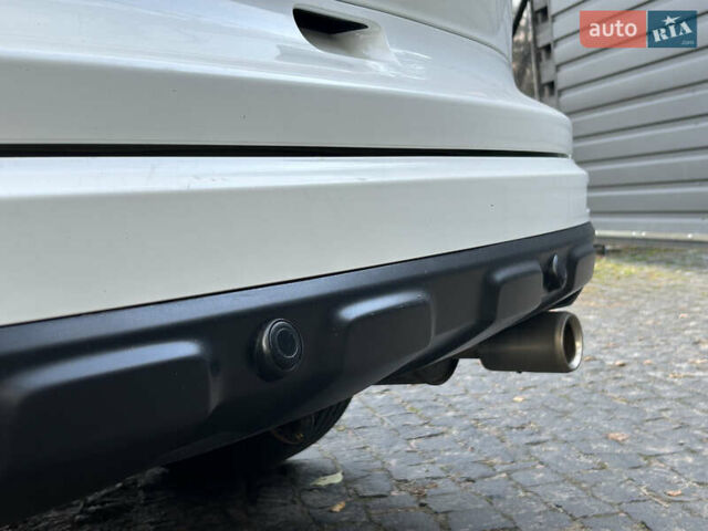 Белый Хонда СРВ, объемом двигателя 2 л и пробегом 280 тыс. км за 11999 $, фото 19 на Automoto.ua