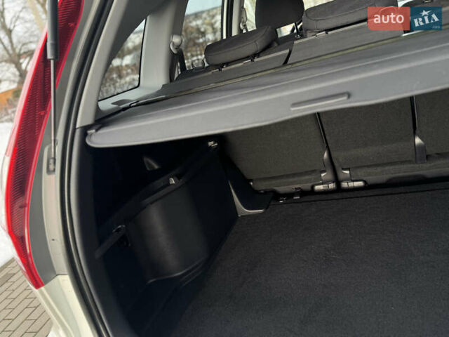 Белый Хонда СРВ, объемом двигателя 2.2 л и пробегом 177 тыс. км за 15500 $, фото 81 на Automoto.ua