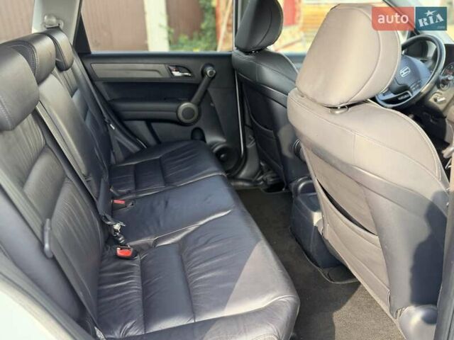 Белый Хонда СРВ, объемом двигателя 2.2 л и пробегом 195 тыс. км за 15800 $, фото 33 на Automoto.ua