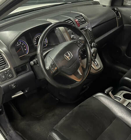 Белый Хонда СРВ, объемом двигателя 2 л и пробегом 128 тыс. км за 15000 $, фото 6 на Automoto.ua