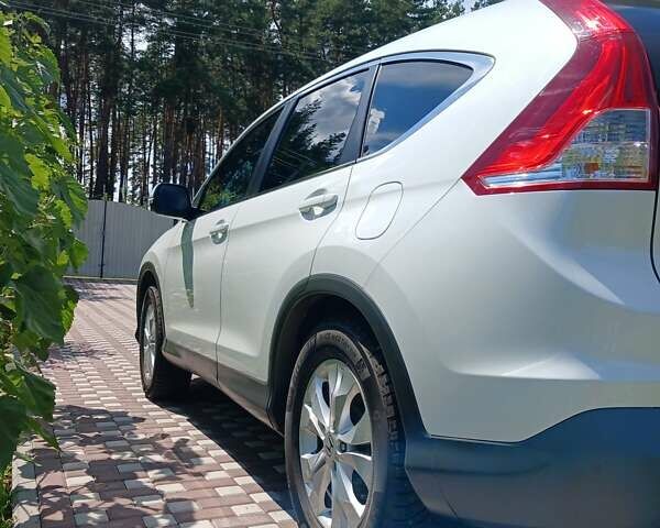 Білий Хонда СРВ, об'ємом двигуна 2 л та пробігом 232 тис. км за 14500 $, фото 4 на Automoto.ua