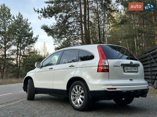 Белый Хонда СРВ, объемом двигателя 2 л и пробегом 280 тыс. км за 11999 $, фото 4 на Automoto.ua