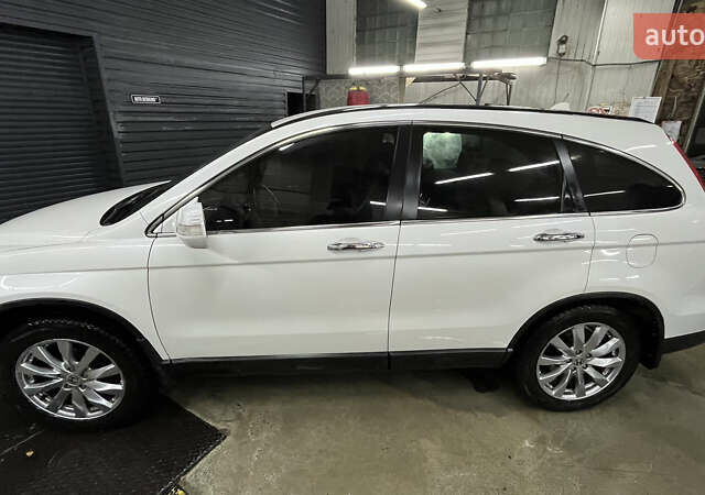 Белый Хонда СРВ, объемом двигателя 2 л и пробегом 128 тыс. км за 15000 $, фото 5 на Automoto.ua