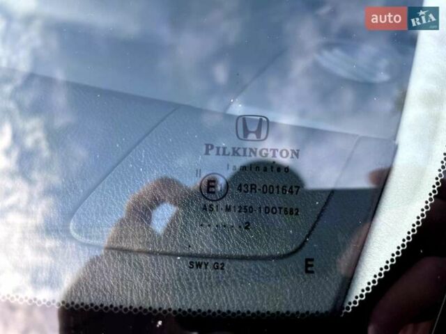 Белый Хонда СРВ, объемом двигателя 2.2 л и пробегом 212 тыс. км за 12500 $, фото 22 на Automoto.ua