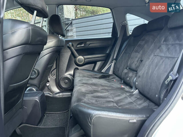 Белый Хонда СРВ, объемом двигателя 2 л и пробегом 280 тыс. км за 11999 $, фото 36 на Automoto.ua