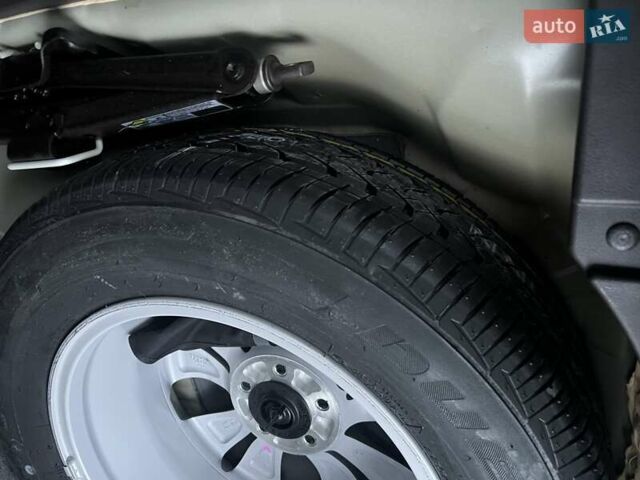 Белый Хонда СРВ, объемом двигателя 2.35 л и пробегом 113 тыс. км за 17200 $, фото 25 на Automoto.ua