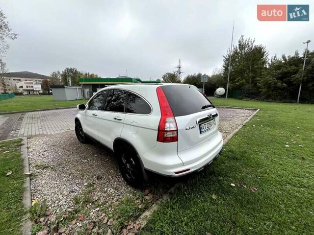 Белый Хонда СРВ, объемом двигателя 2.2 л и пробегом 212 тыс. км за 12500 $, фото 5 на Automoto.ua