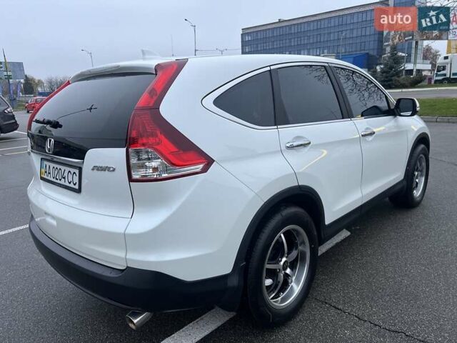 Белый Хонда СРВ, объемом двигателя 2.35 л и пробегом 113 тыс. км за 17200 $, фото 10 на Automoto.ua
