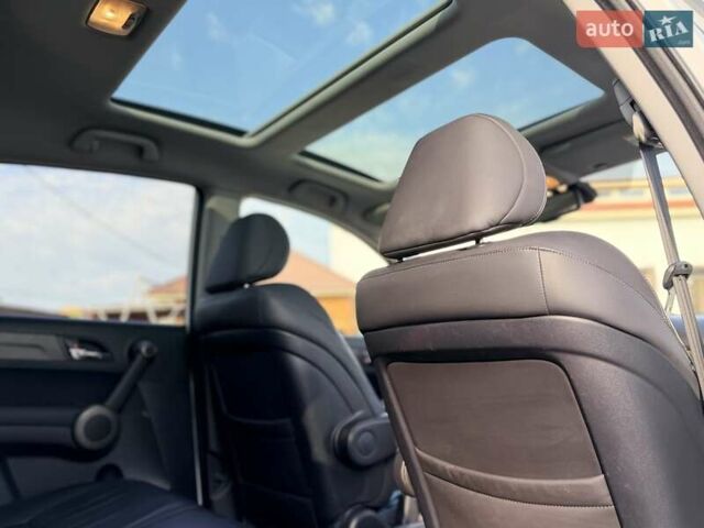 Белый Хонда СРВ, объемом двигателя 2.2 л и пробегом 195 тыс. км за 15800 $, фото 34 на Automoto.ua