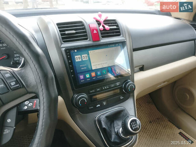 Белый Хонда СРВ, объемом двигателя 2.2 л и пробегом 228 тыс. км за 13300 $, фото 17 на Automoto.ua