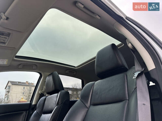 Білий Хонда СРВ, об'ємом двигуна 2.2 л та пробігом 181 тис. км за 20300 $, фото 27 на Automoto.ua