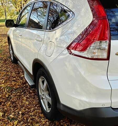 Белый Хонда СРВ, объемом двигателя 2.2 л и пробегом 260 тыс. км за 14700 $, фото 8 на Automoto.ua