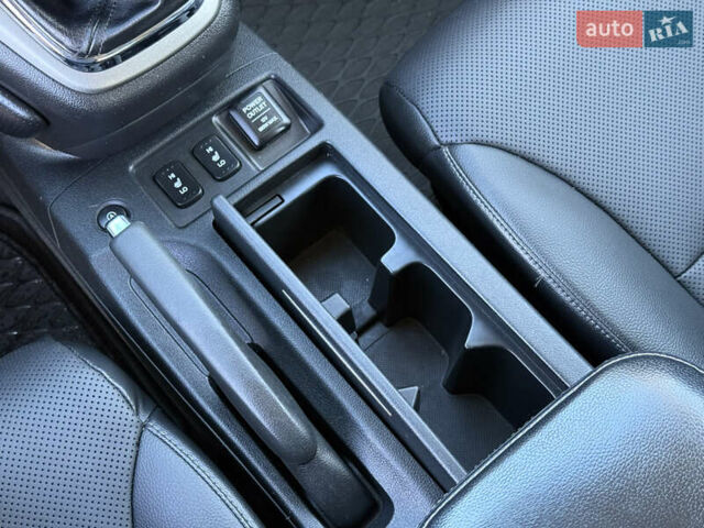 Белый Хонда СРВ, объемом двигателя 2.2 л и пробегом 254 тыс. км за 16950 $, фото 29 на Automoto.ua