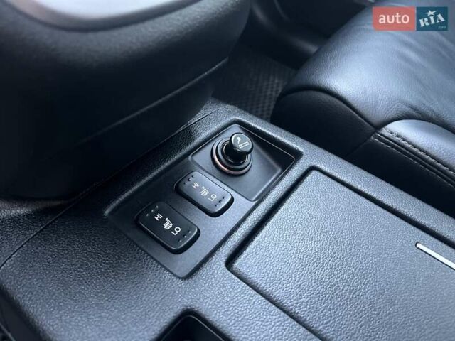 Білий Хонда СРВ, об'ємом двигуна 2.35 л та пробігом 179 тис. км за 16900 $, фото 32 на Automoto.ua