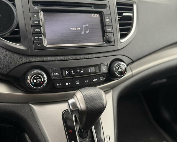 Белый Хонда СРВ, объемом двигателя 2.2 л и пробегом 229 тыс. км за 17850 $, фото 15 на Automoto.ua