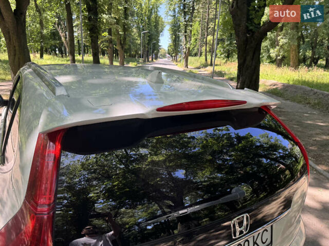Белый Хонда СРВ, объемом двигателя 2.35 л и пробегом 200 тыс. км за 15500 $, фото 10 на Automoto.ua