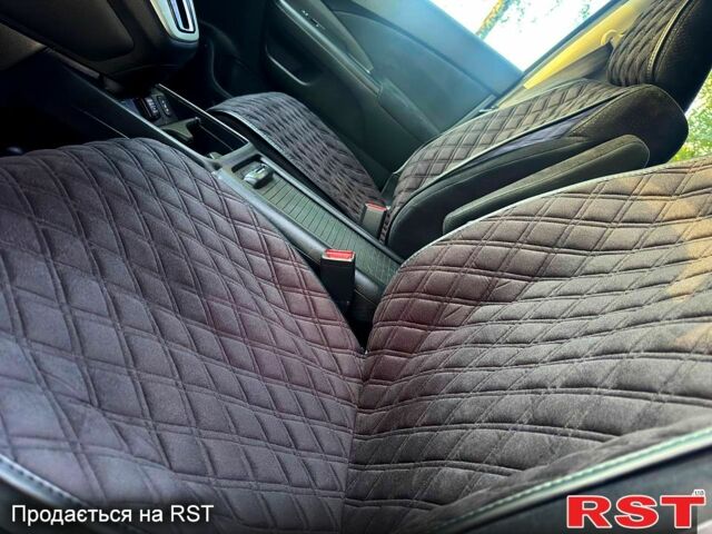 Белый Хонда СРВ, объемом двигателя 2.4 л и пробегом 150 тыс. км за 13980 $, фото 5 на Automoto.ua