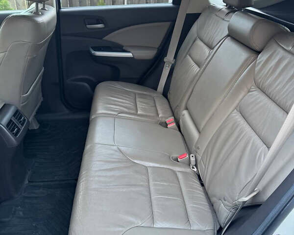 Білий Хонда СРВ, об'ємом двигуна 2.35 л та пробігом 86 тис. км за 17000 $, фото 6 на Automoto.ua