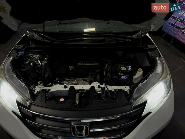 Белый Хонда СРВ, объемом двигателя 2.2 л и пробегом 208 тыс. км за 17200 $, фото 17 на Automoto.ua