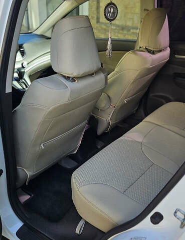 Білий Хонда СРВ, об'ємом двигуна 2.35 л та пробігом 145 тис. км за 15750 $, фото 12 на Automoto.ua