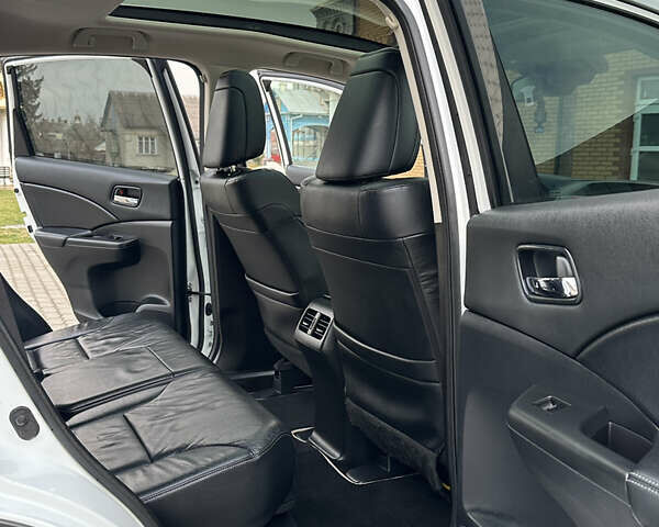 Білий Хонда СРВ, об'ємом двигуна 2.2 л та пробігом 181 тис. км за 20300 $, фото 28 на Automoto.ua