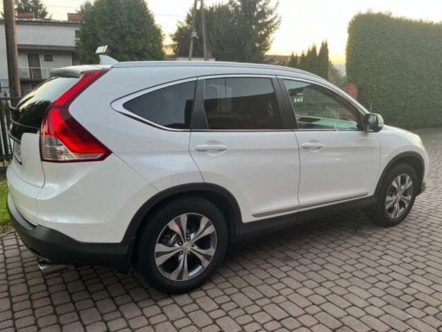 Белый Хонда СРВ, объемом двигателя 2 л и пробегом 121 тыс. км за 7500 $, фото 4 на Automoto.ua