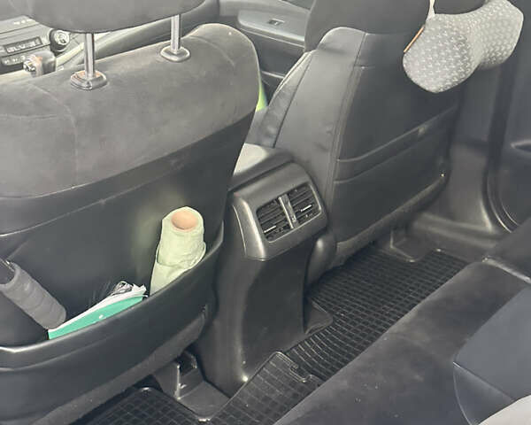 Белый Хонда СРВ, объемом двигателя 2.2 л и пробегом 152 тыс. км за 18750 $, фото 13 на Automoto.ua