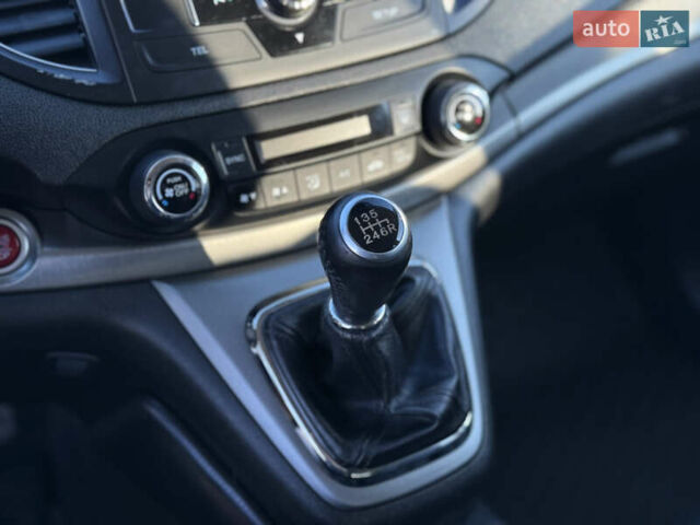 Белый Хонда СРВ, объемом двигателя 2.2 л и пробегом 254 тыс. км за 16950 $, фото 26 на Automoto.ua