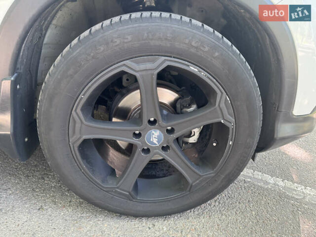 Белый Хонда СРВ, объемом двигателя 2.35 л и пробегом 200 тыс. км за 15500 $, фото 32 на Automoto.ua