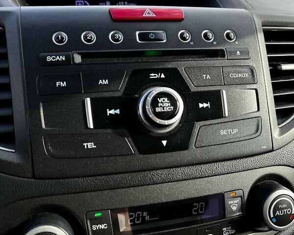 Белый Хонда СРВ, объемом двигателя 2.35 л и пробегом 175 тыс. км за 16500 $, фото 25 на Automoto.ua