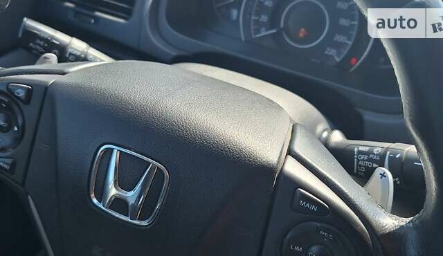 Белый Хонда СРВ, объемом двигателя 2.2 л и пробегом 238 тыс. км за 16500 $, фото 16 на Automoto.ua